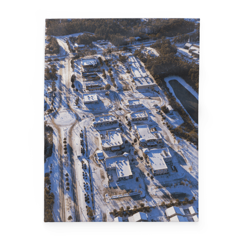 Snowy Bannerman Crossings | Blanket